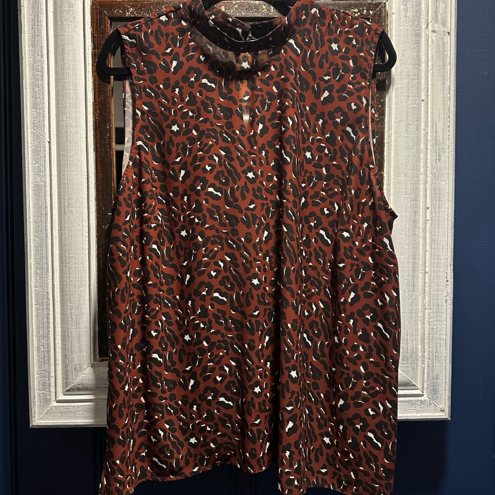 Eloquii Sleeveless Leopard Print Top